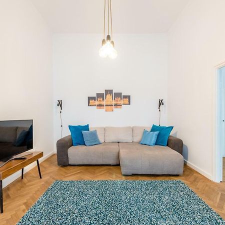 Oasis Apartments - Liberty Square Budapest Kültér fotó