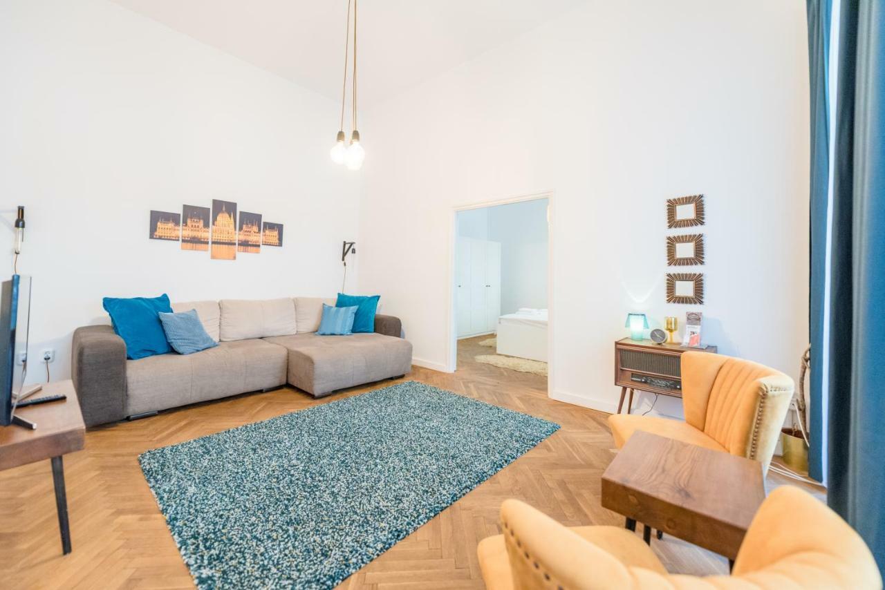 Oasis Apartments - Liberty Square Budapest Kültér fotó