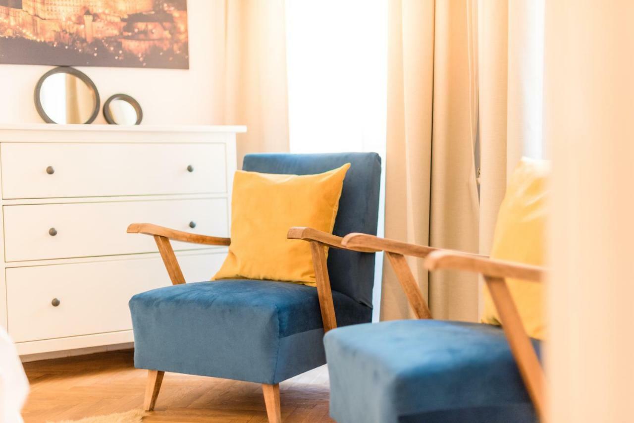 Oasis Apartments - Liberty Square Budapest Kültér fotó